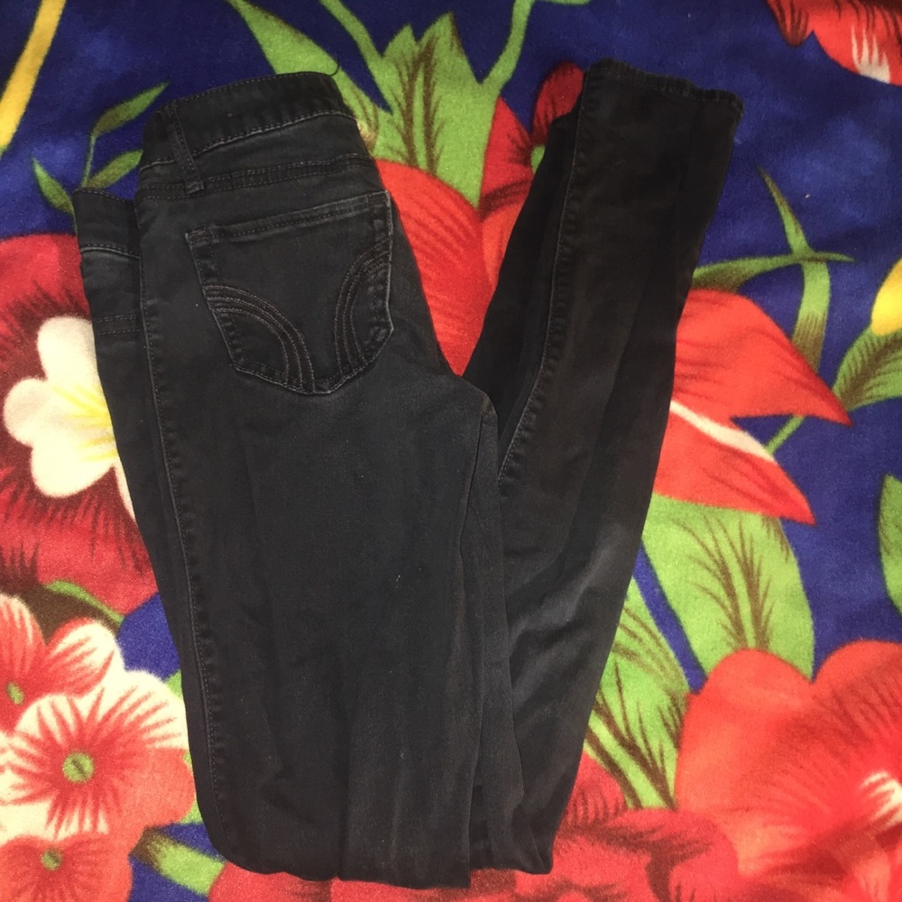 Black hollister jeans